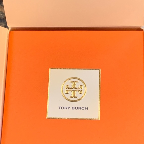 Tory Burch Watch New Watch / New Battery - Picture 3 of 7